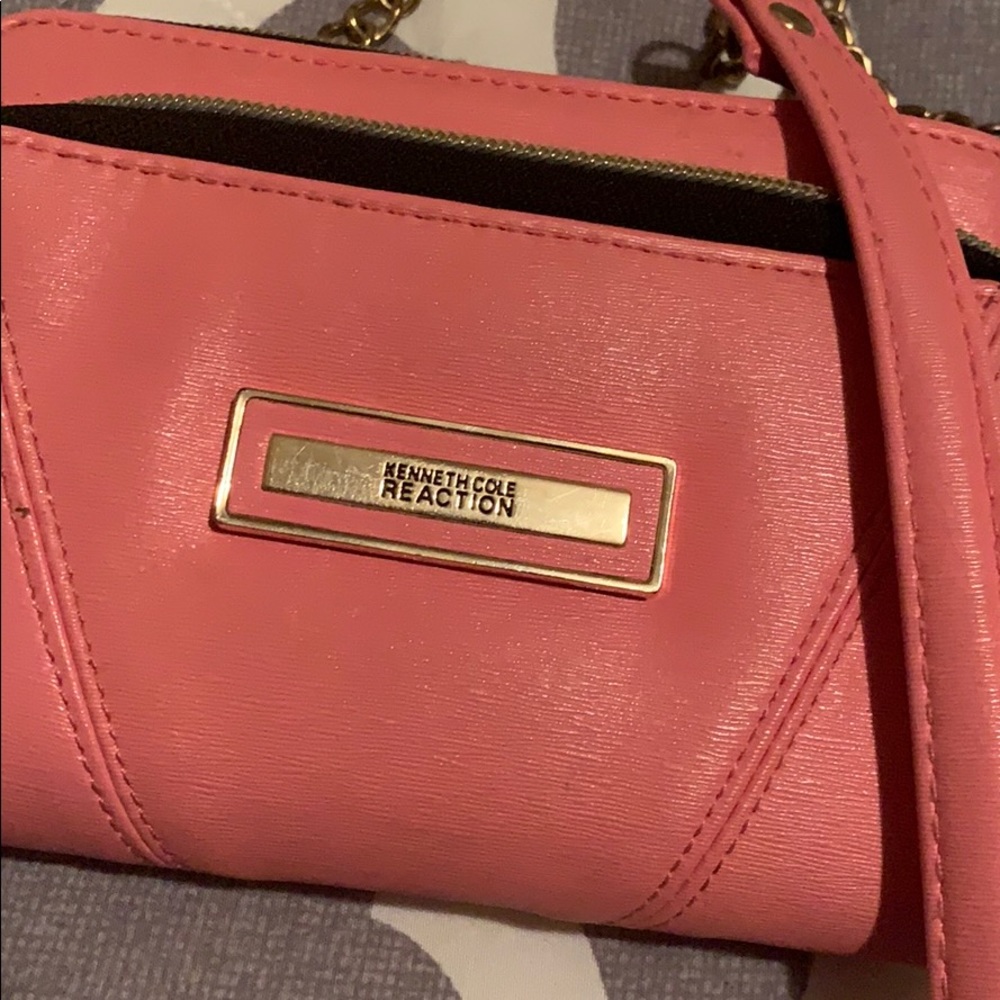 kenneth cole Reaction crossbody